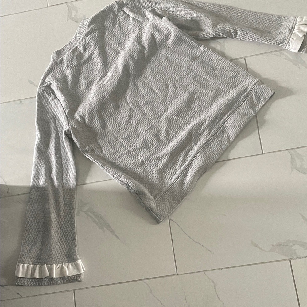Womens Gray Ruffle-Trim Pullover Sweatshirt - Picture 6 of 7